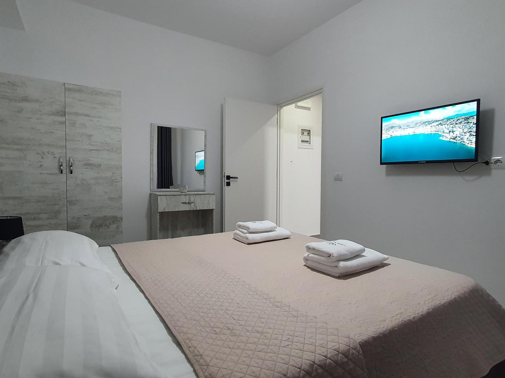 Flore Rooms Saranda Kültér fotó