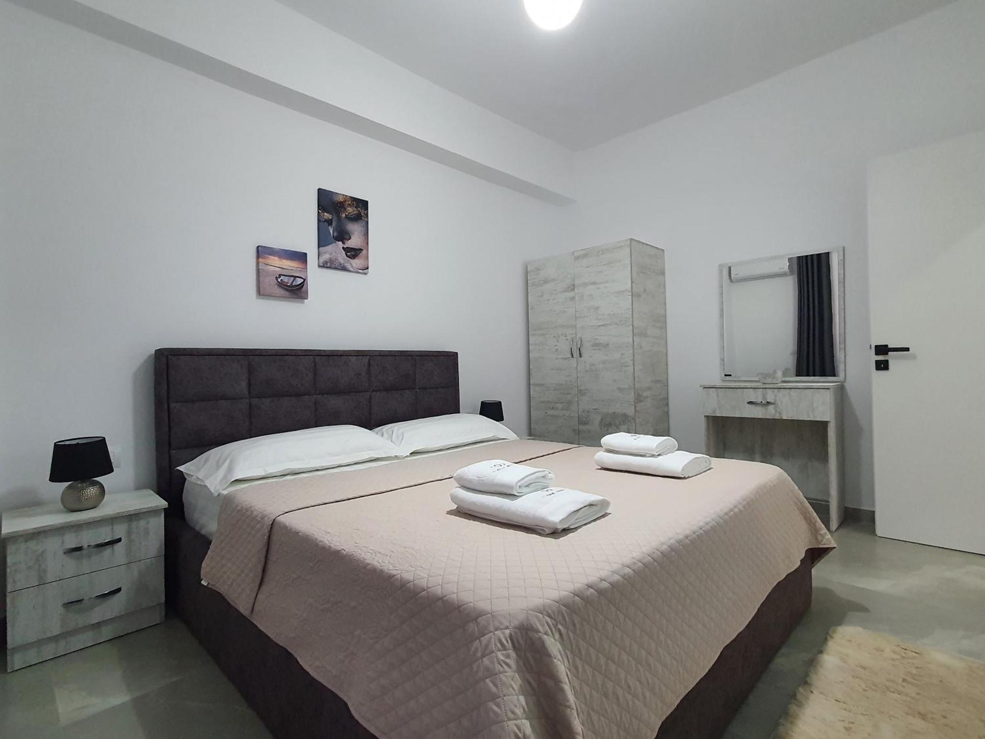 Flore Rooms Saranda Kültér fotó