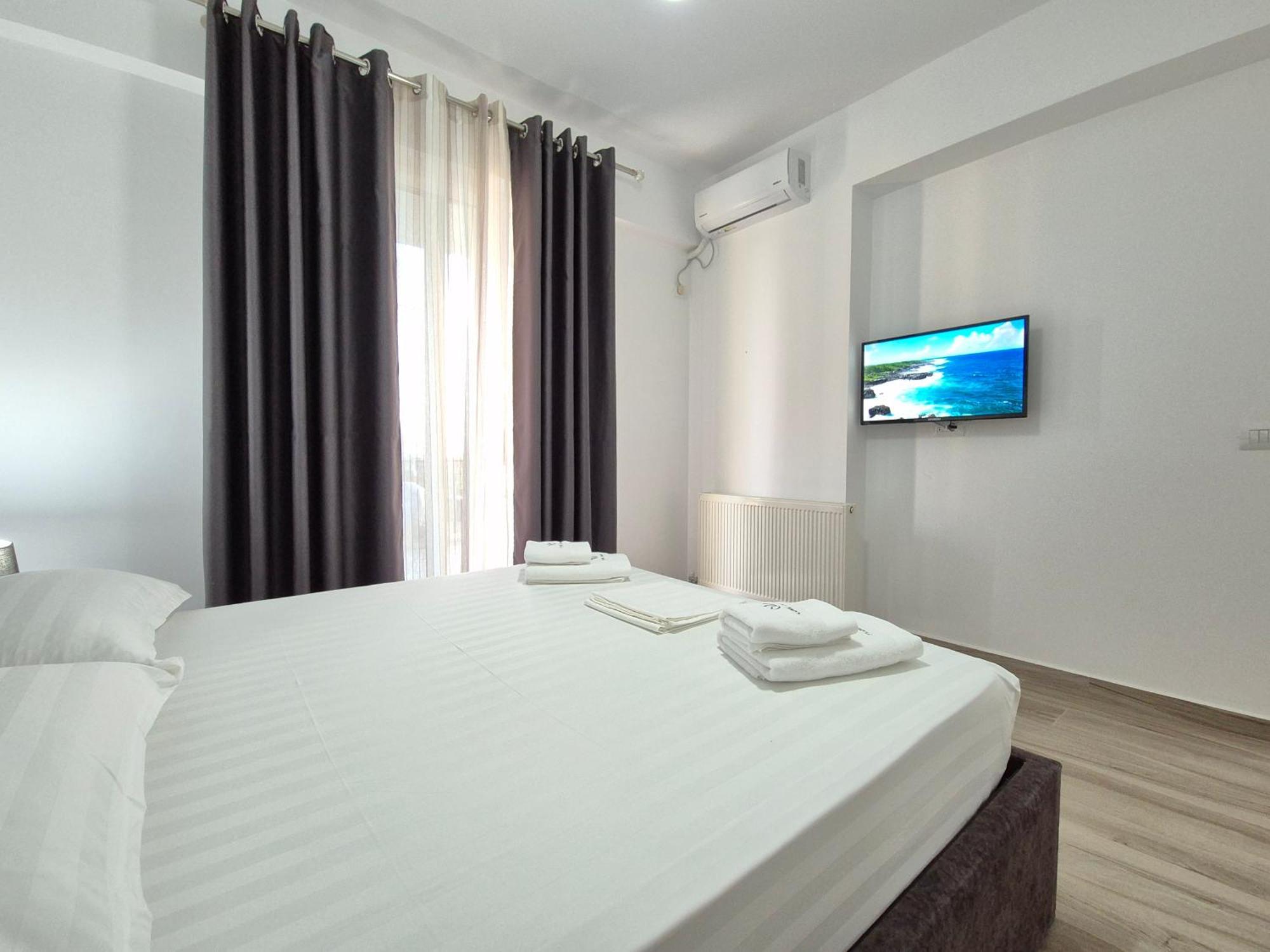 Flore Rooms Saranda Kültér fotó