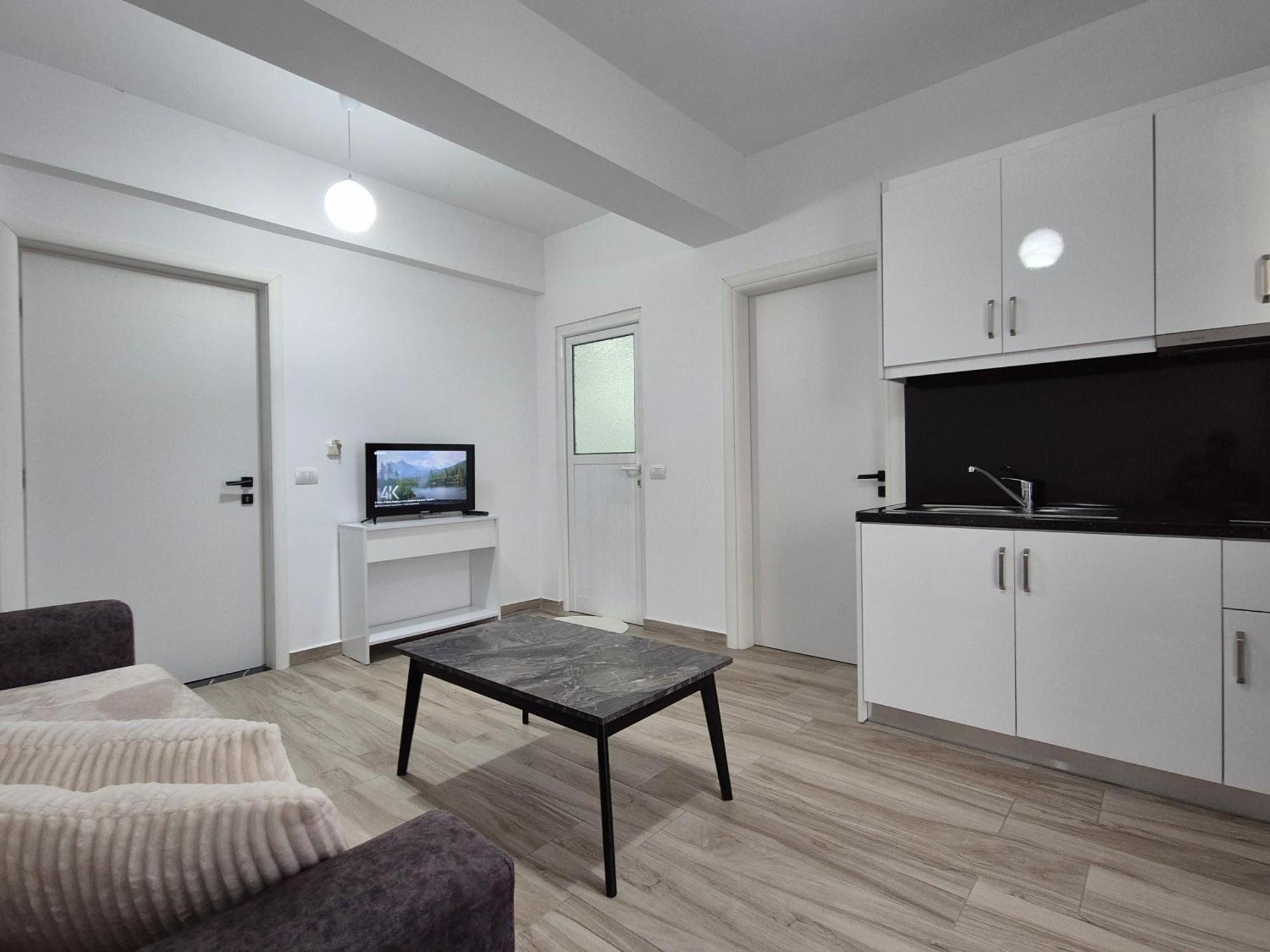 Flore Rooms Saranda Kültér fotó