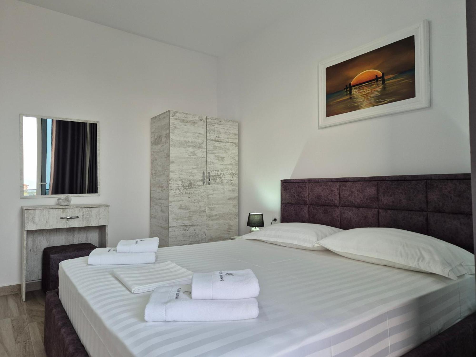 Flore Rooms Saranda Kültér fotó