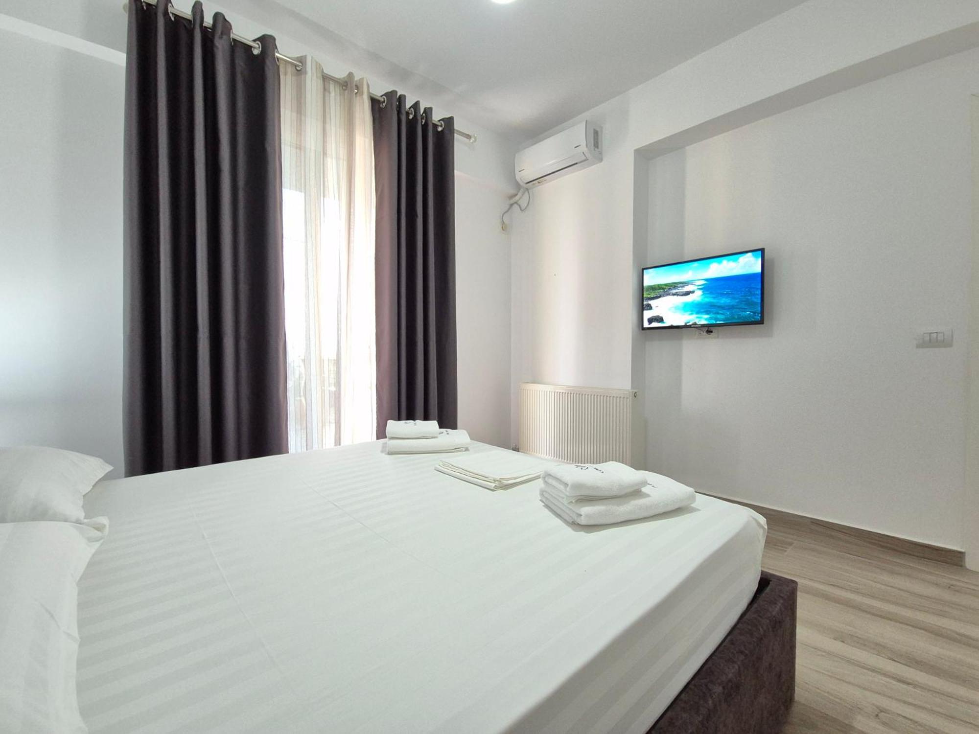 Flore Rooms Saranda Kültér fotó