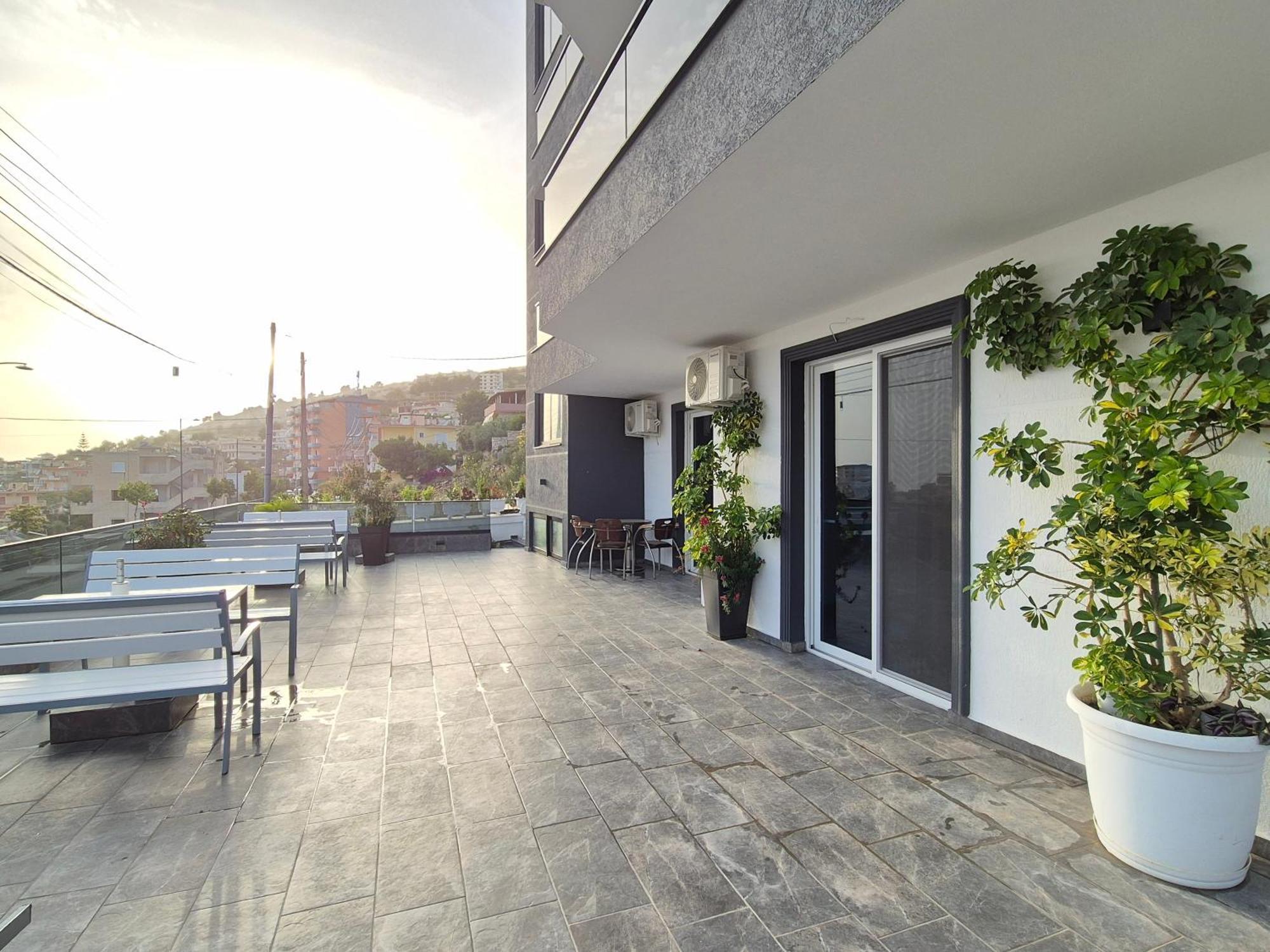 Flore Rooms Saranda Kültér fotó